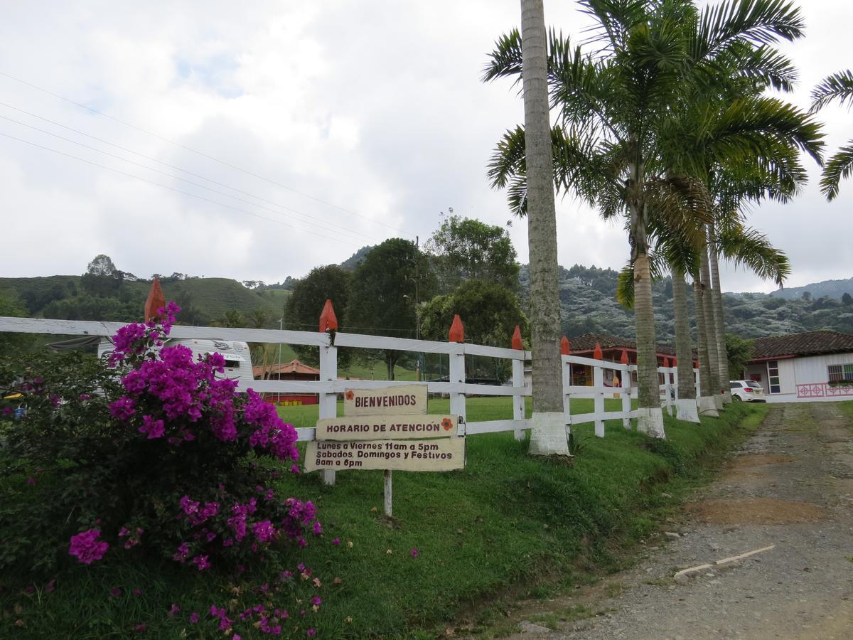 Finca Recreacional Marcelandia Santa Rosa de Cabal Ngoại thất bức ảnh